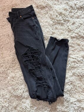 American Eagle Outfitters Black Straight-Leg Ripped Jeans